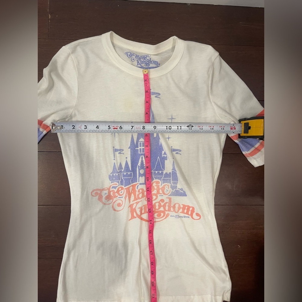 nwot vintage style disney magic kingdom t-shirt sold out limited edition medium - Picture 3 of 7